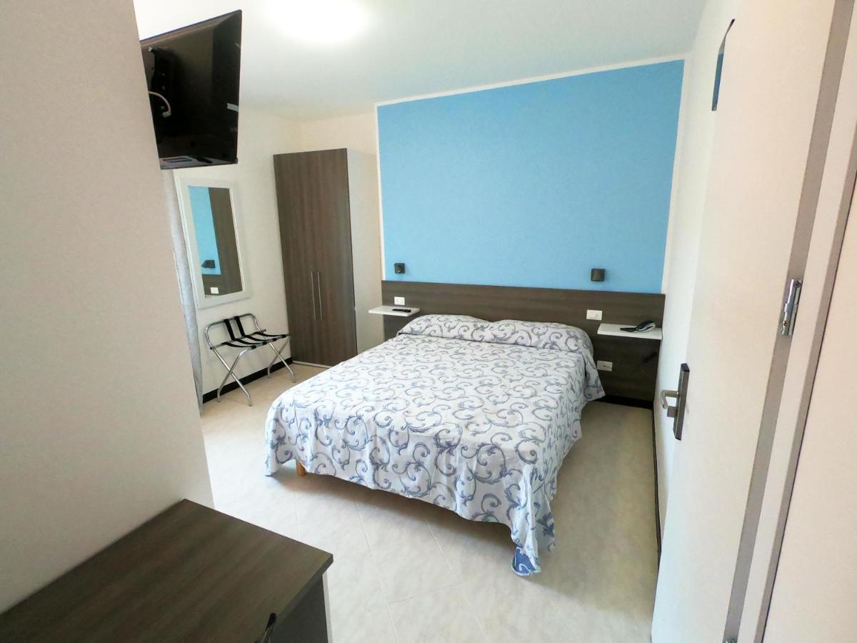 Hotel Aurora Varazze Kültér fotó