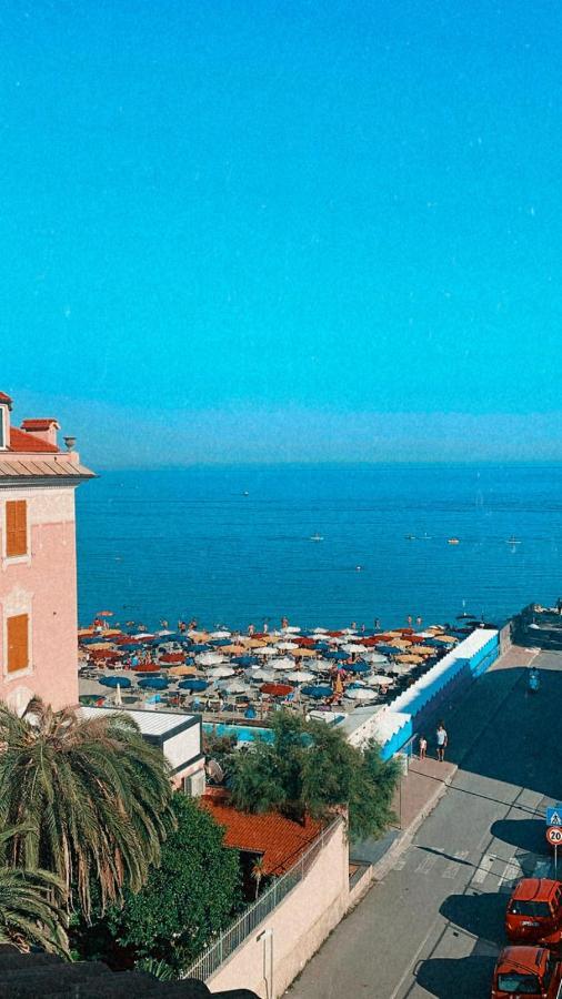 Hotel Aurora Varazze Kültér fotó