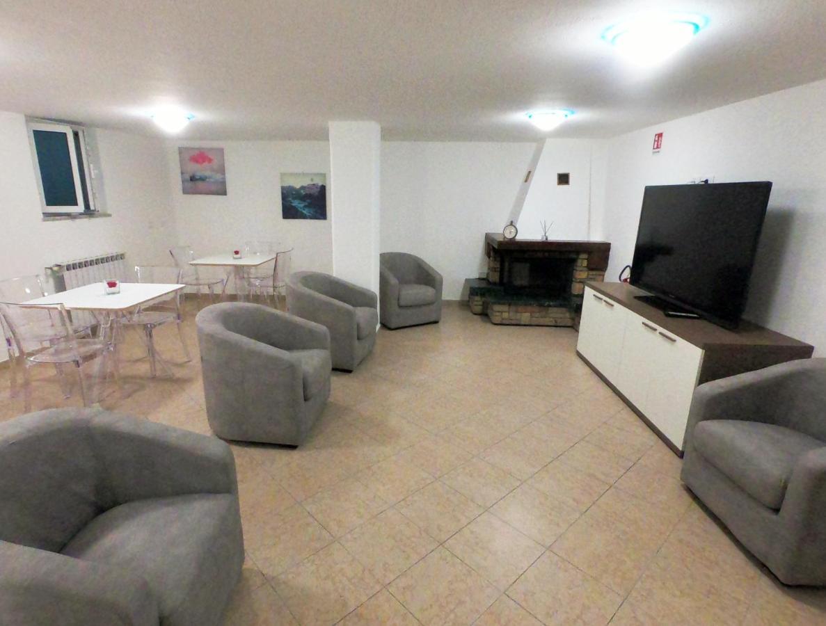 Hotel Aurora Varazze Kültér fotó