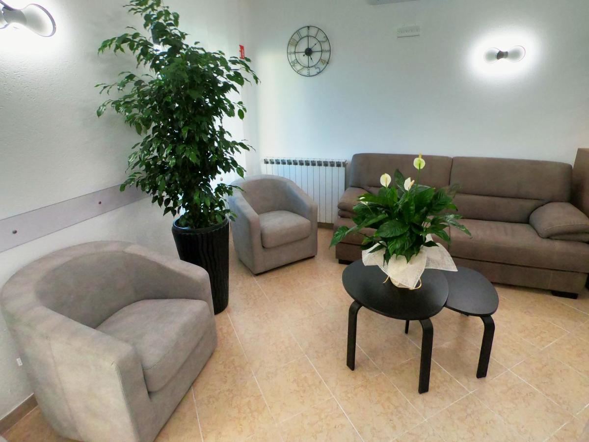 Hotel Aurora Varazze Kültér fotó
