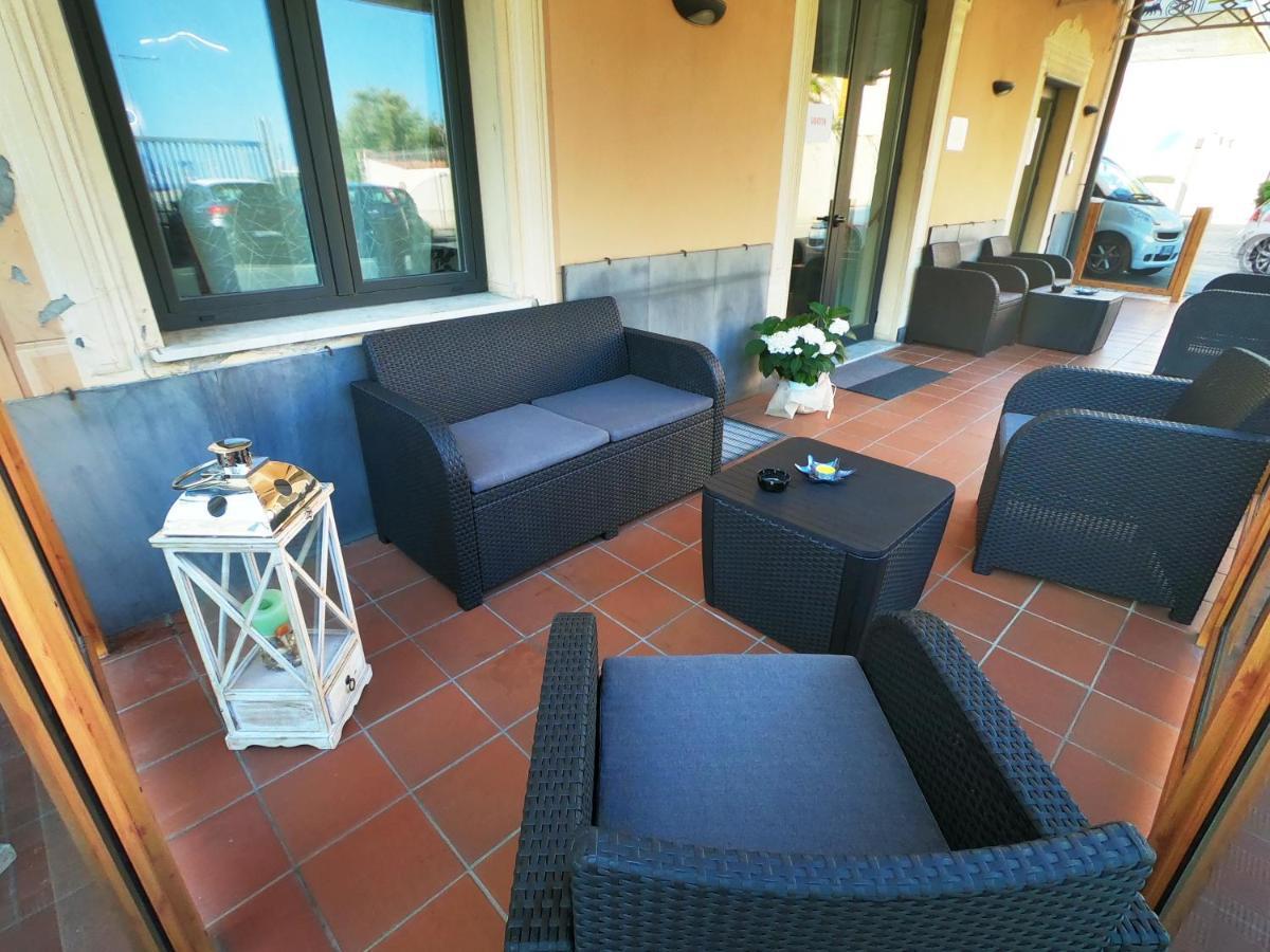 Hotel Aurora Varazze Kültér fotó