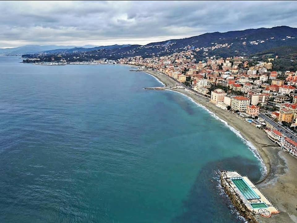 Hotel Aurora Varazze Kültér fotó